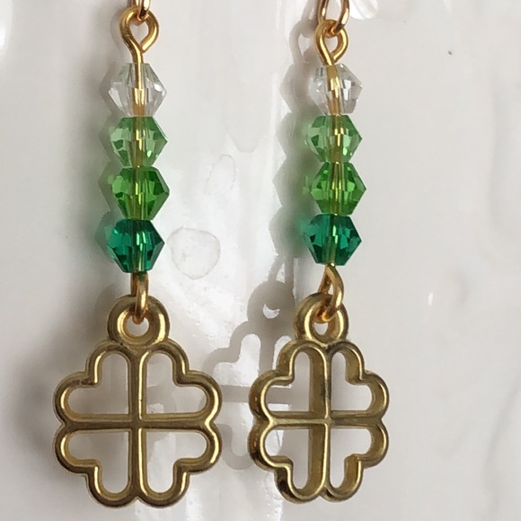 New Shamrock Clover Sparkling Glass Crystal Handmade St Paddy’s Day Earrings - Picture 7 of 8